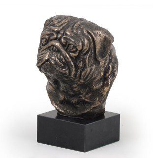 Mops, Pug głowa na kamieniu Art-Dog